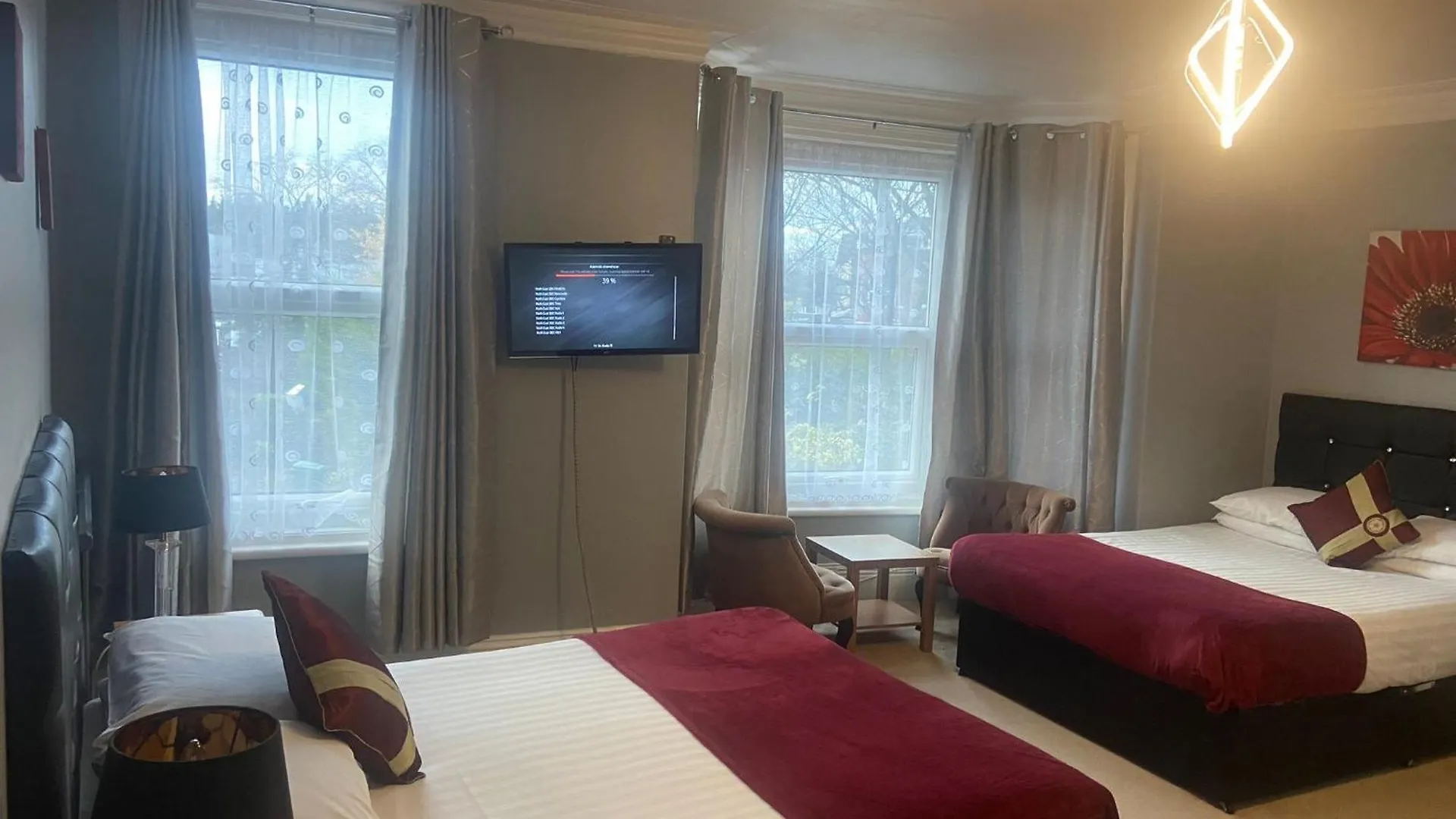 Vendégház Diamonds Lodge Near York Hospital